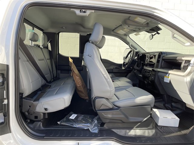 New 2026 Ford F550 4x4 Supercab Super Duty image 30