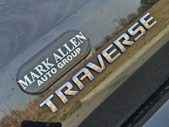 Used 2023 Chevrolet Traverse High Country image 11
