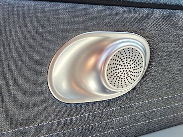 Used 2025 Hyundai Elantra Limited image 18