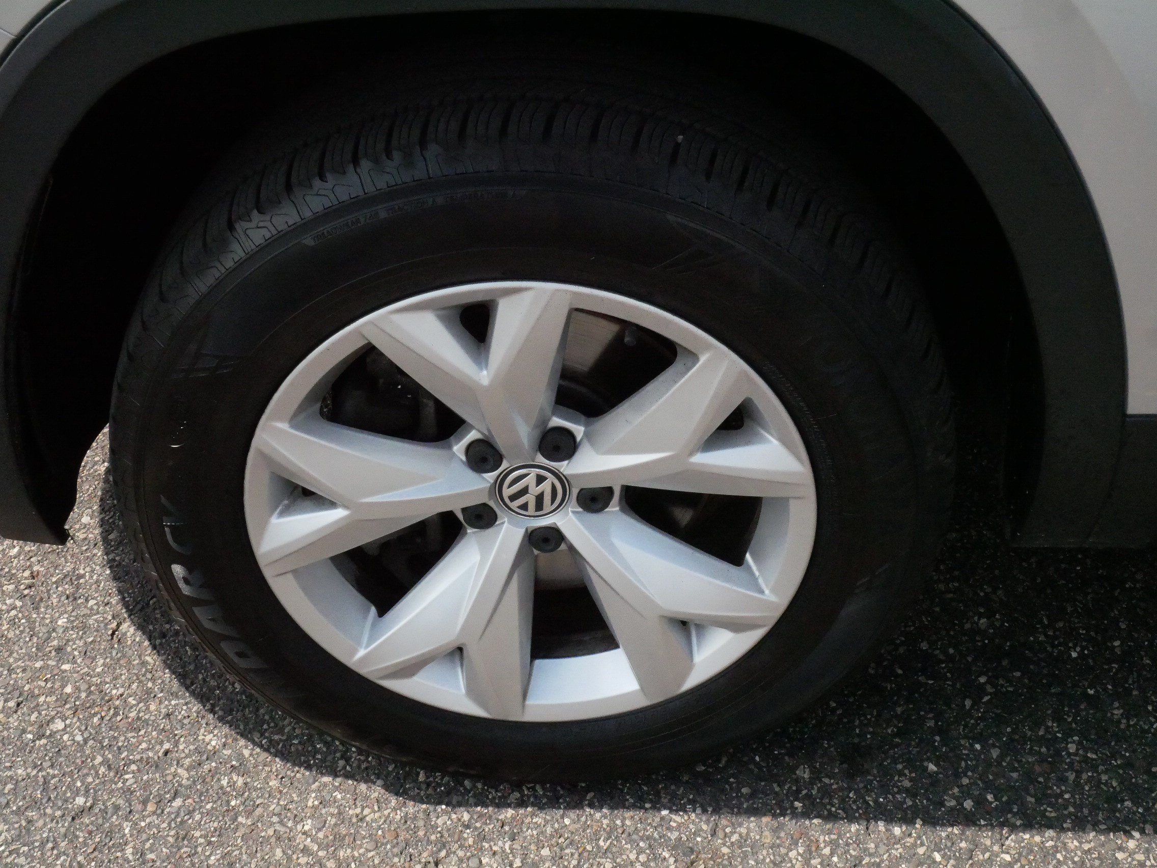 Used 2019 Volkswagen Atlas SE w/ Towing Package AWD/4WD image 15