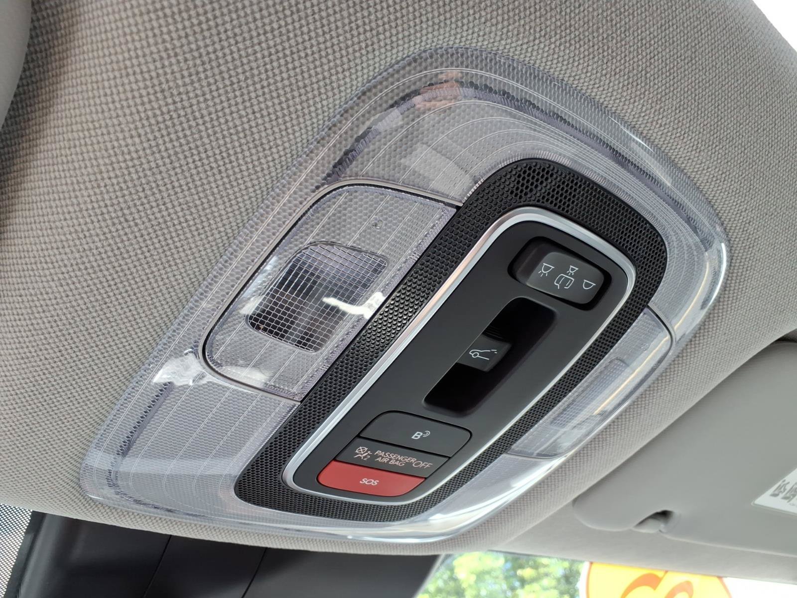 New 2025 Hyundai Elantra Limited FWD image 19