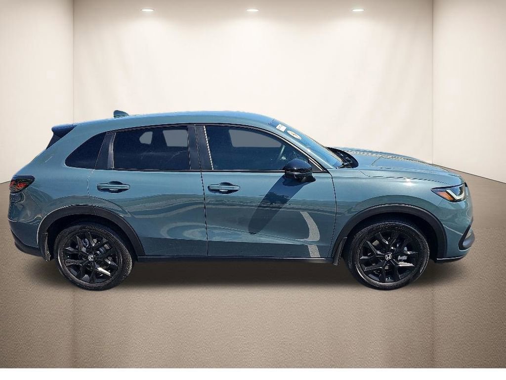 Used 2024 Honda HR-V Sport image 4