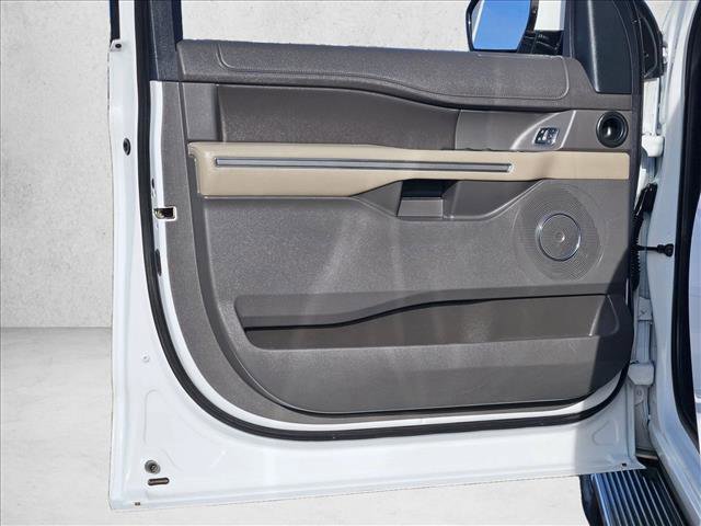 Used 2020 Ford Expedition XLT w/ Equipment Group 202A image 10