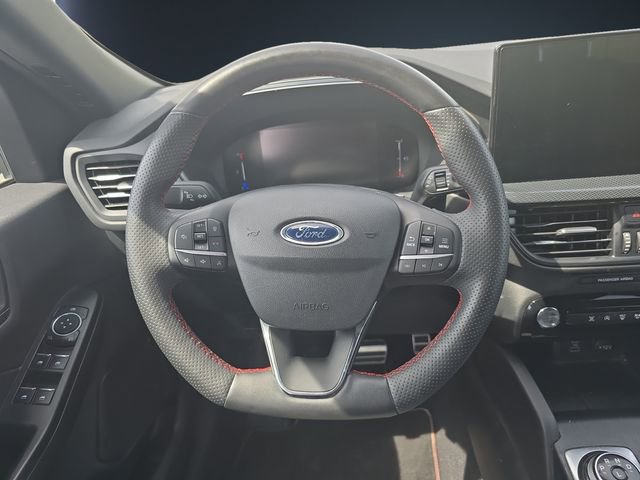 Used 2023 Ford Escape ST-Line w/ Tech Pack #1 AWD/4WD image 12