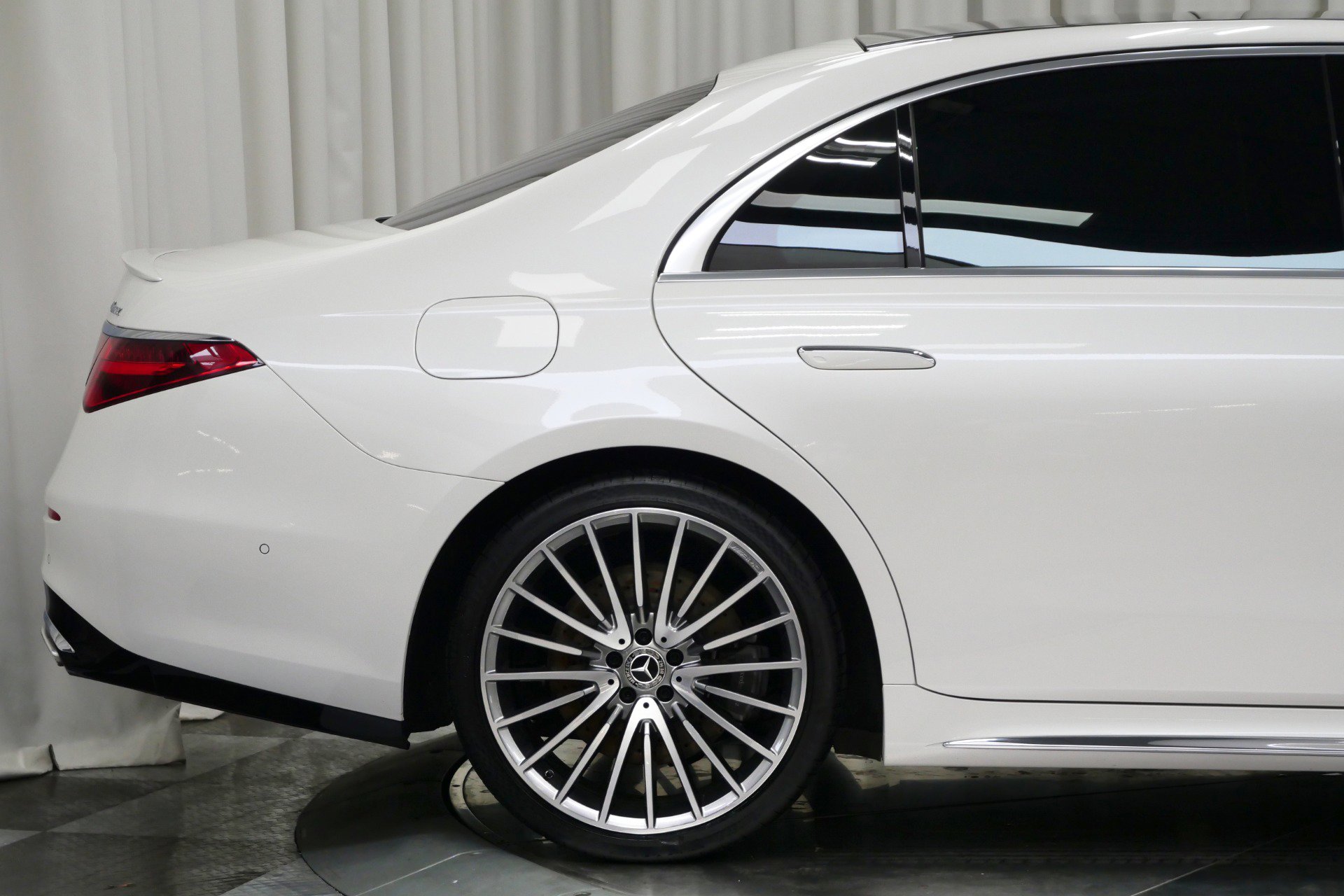 Used 2023 Mercedes-Benz S 580 4MATIC Sedan image 36