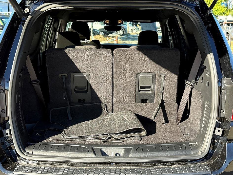 Used 2025 Dodge Durango R/T w/ Blacktop Package image 8