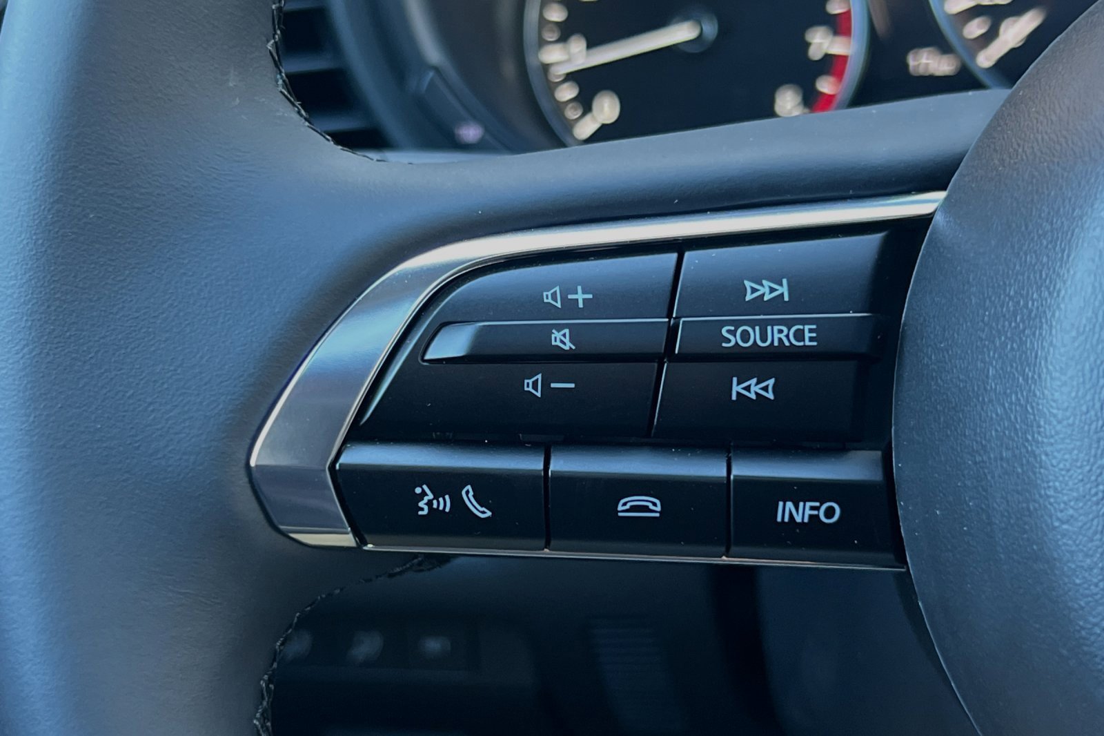 Used 2025 MAZDA CX-30 AWD 2.5 S w/ Preferred Package image 28