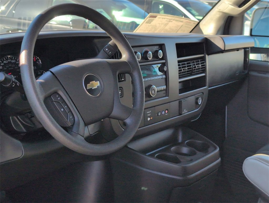Used 2024 Chevrolet Express 2500 Work Van w/ Driver Convenience Package image 7