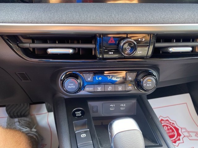 New 2026 Nissan Kicks SV w/ SV Premium Package image 23