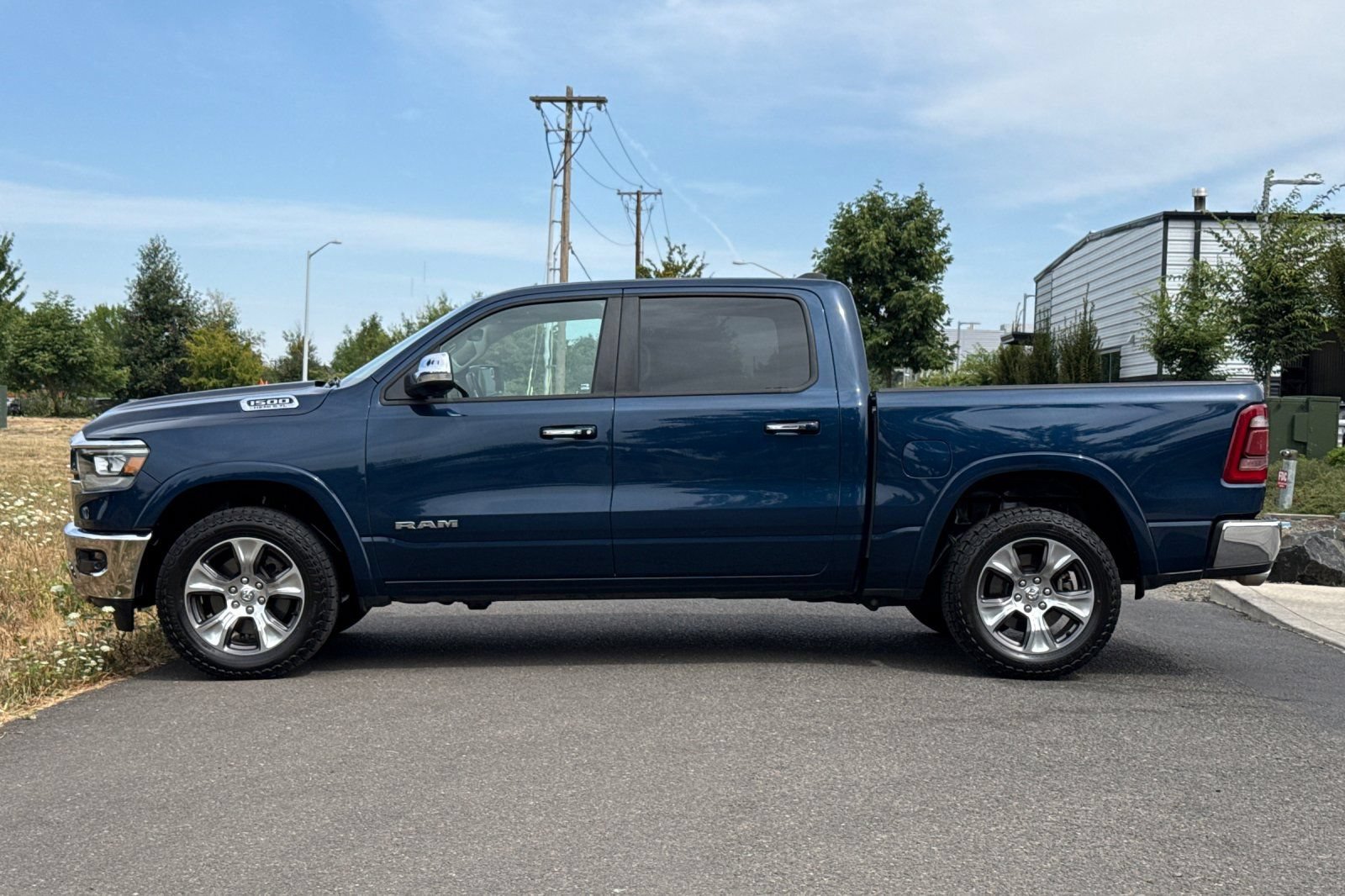 Used 2022 RAM 1500 Laramie AWD/4WD image 6