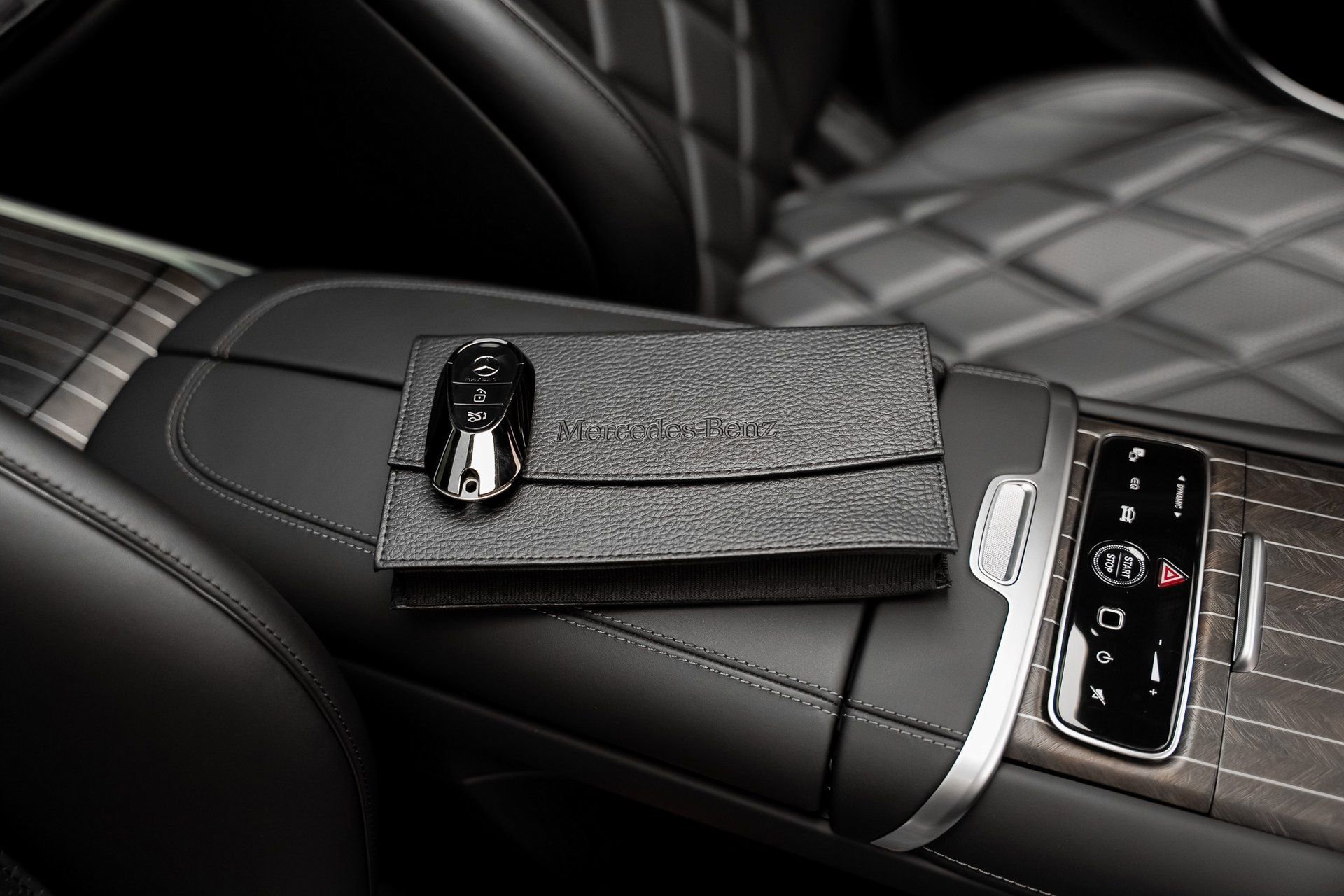 Used 2024 Mercedes-Benz Maybach EQS 680 4MATIC image 80