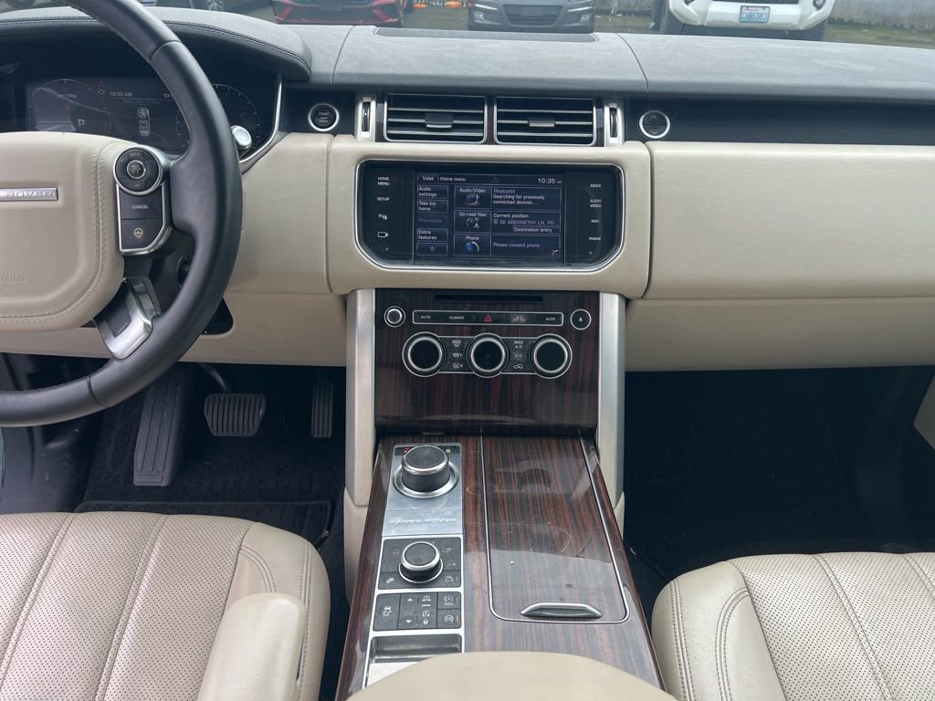 Used 2014 Land Rover Range Rover HSE image 11