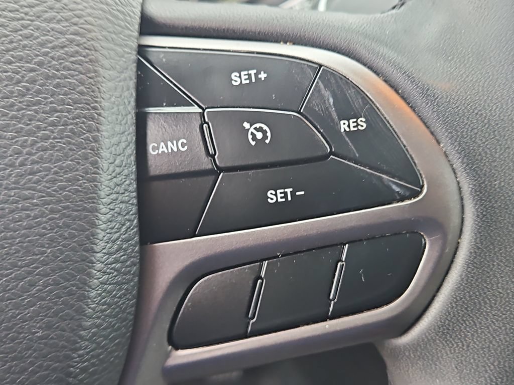 Used 2022 Jeep Cherokee Latitude Lux AWD/4WD image 23