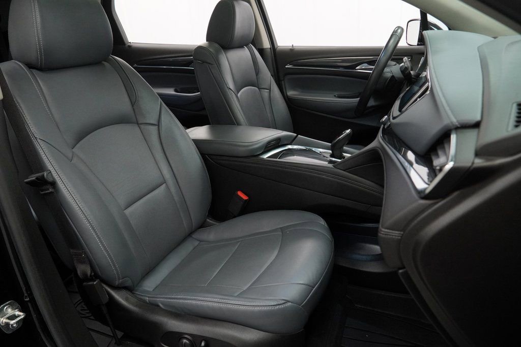 Used 2021 Buick Enclave Essence w/ Sport Touring Edition image 46