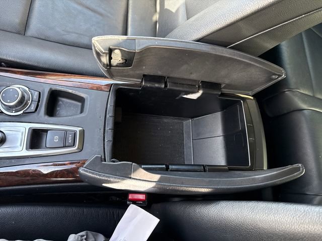 Used 2011 BMW X5 xDrive35d image 27