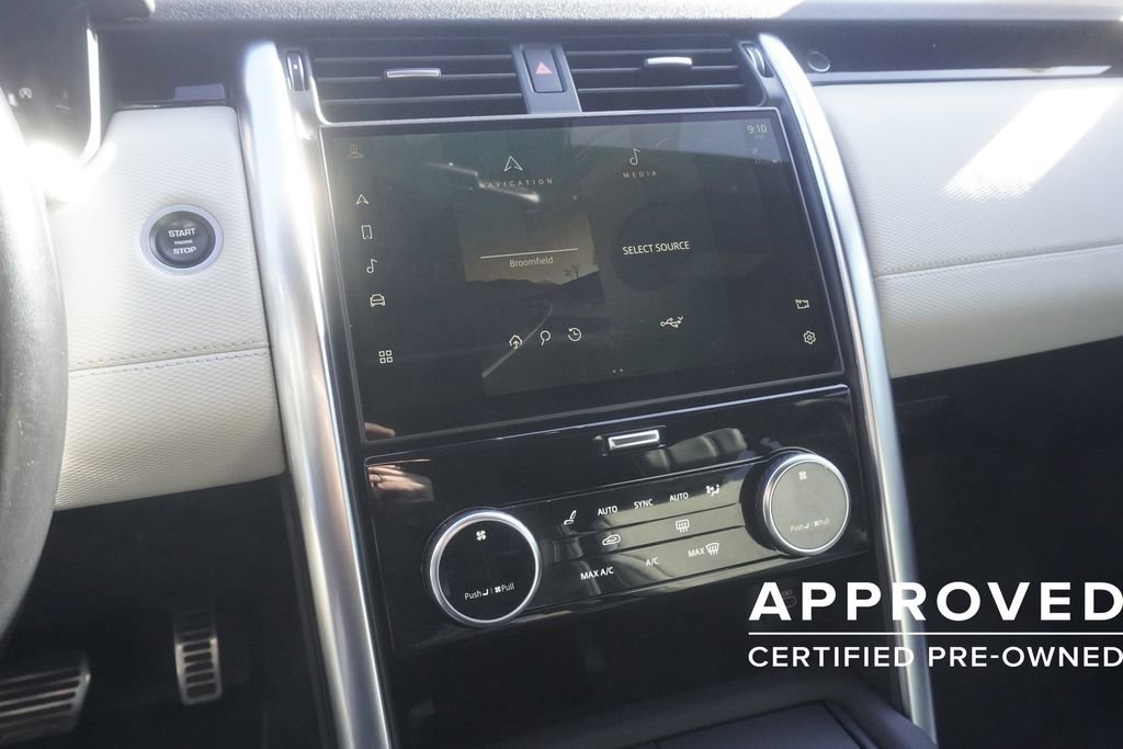 Used 2022 Land Rover Discovery S R-Dynamic image 15