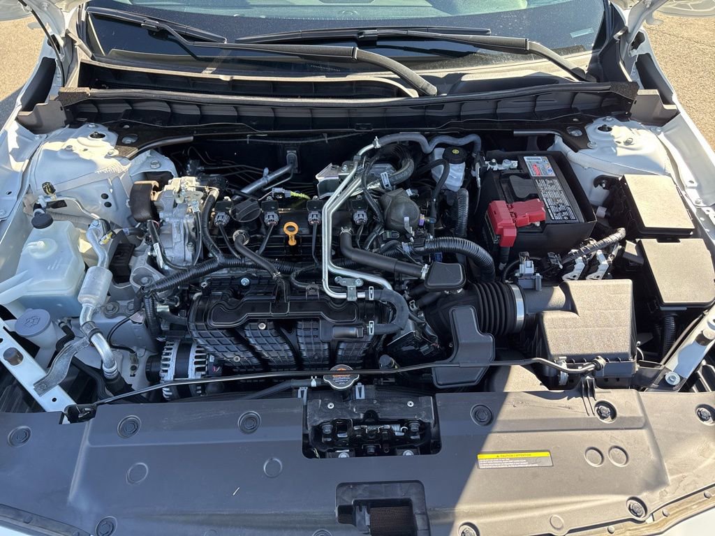 Used 2025 Nissan Altima 2.5 SV image 33