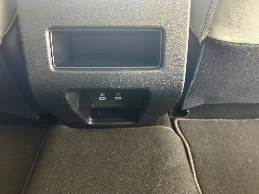 New 2026 Mitsubishi Outlander SE AWD/4WD image 30