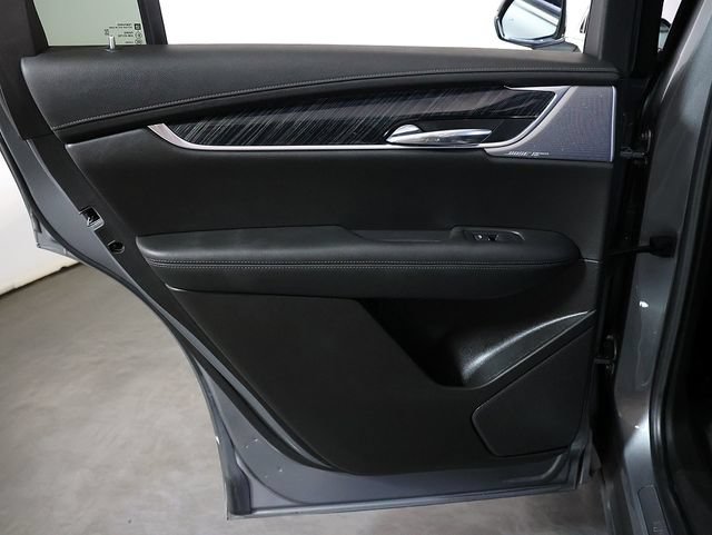 Used 2023 Cadillac XT6 Premium Luxury w/ LPO, Floor Liner Package AWD/4WD image 29