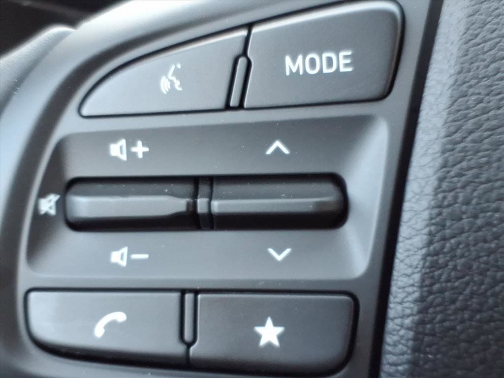 Used 2026 Hyundai Venue SEL image 27