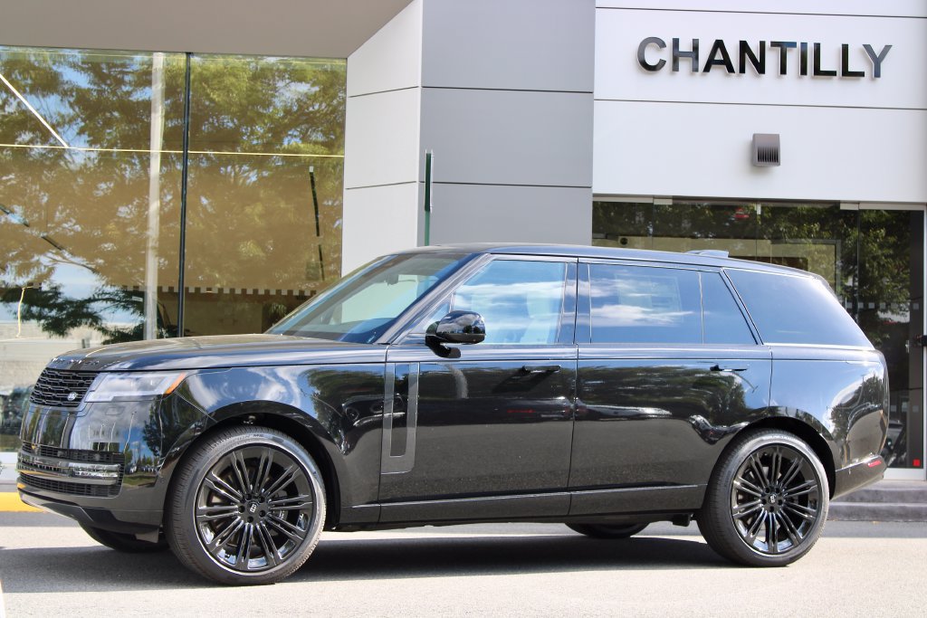 New 2027 Land Rover Range Rover Long Wheelbase SE