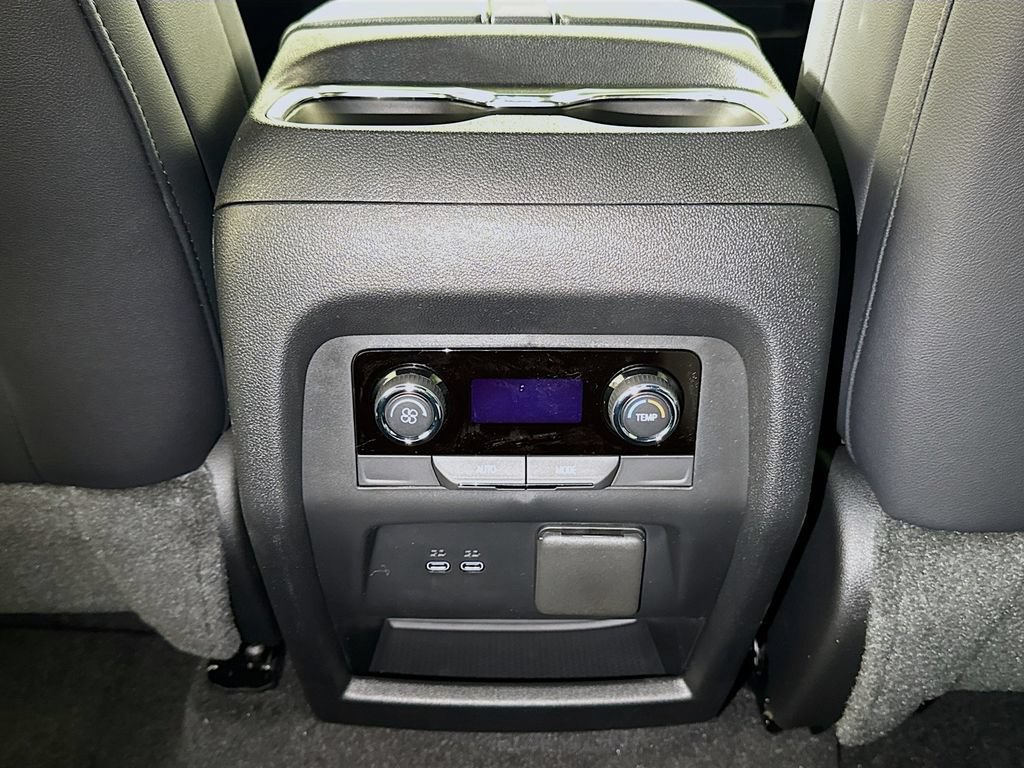 New 2026 Chevrolet Traverse LT w/ Enhanced Driving Package FWD image 14