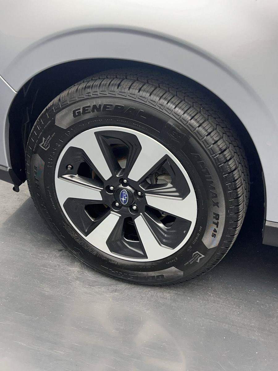 Used 2018 Subaru Forester 2.5i Premium AWD/4WD image 10