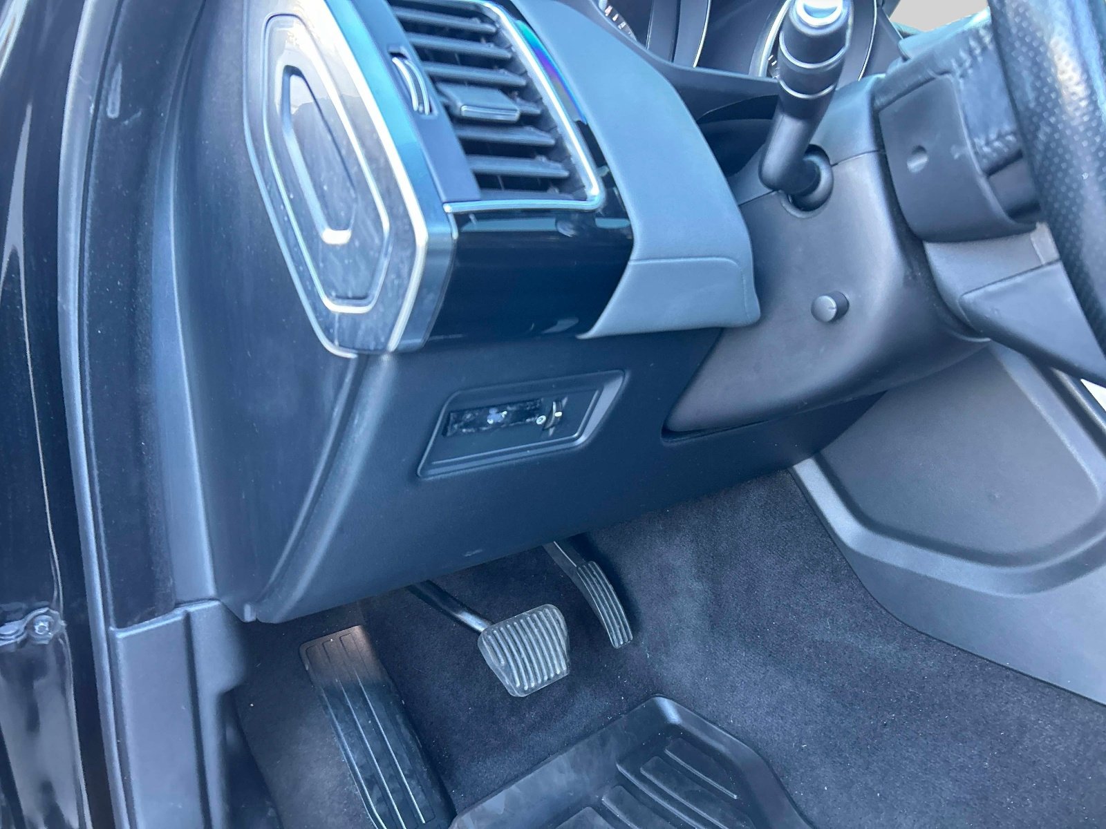 Used 2014 Land Rover Range Rover Sport HSE image 21