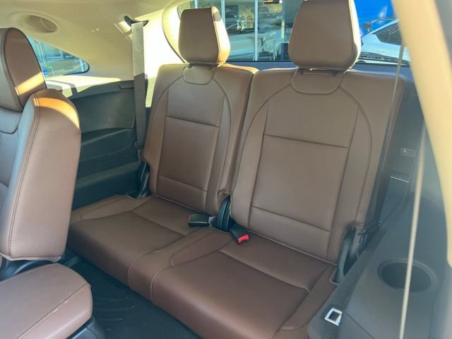 Used 2018 Acura MDX w/ Advance Package AWD/4WD image 24