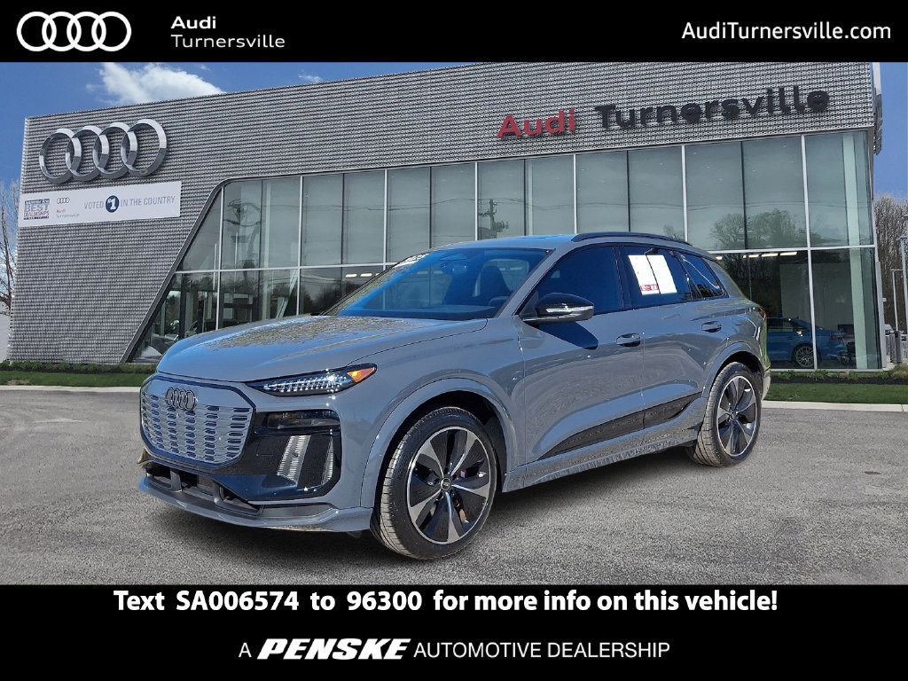 Certified 2025 Audi SQ6 e-tron Prestige AWD/4WD image 1