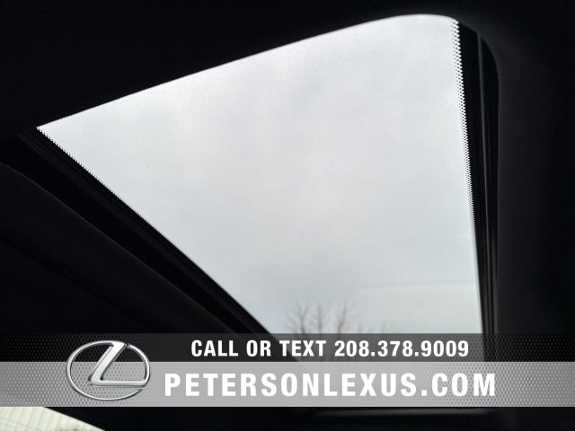 Used 2018 INFINITI Q60 2.0t w/ Moonroof Package image 13