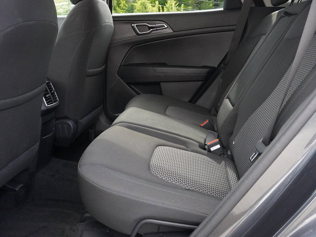 Used 2024 Kia Sportage LX AWD/4WD image 26