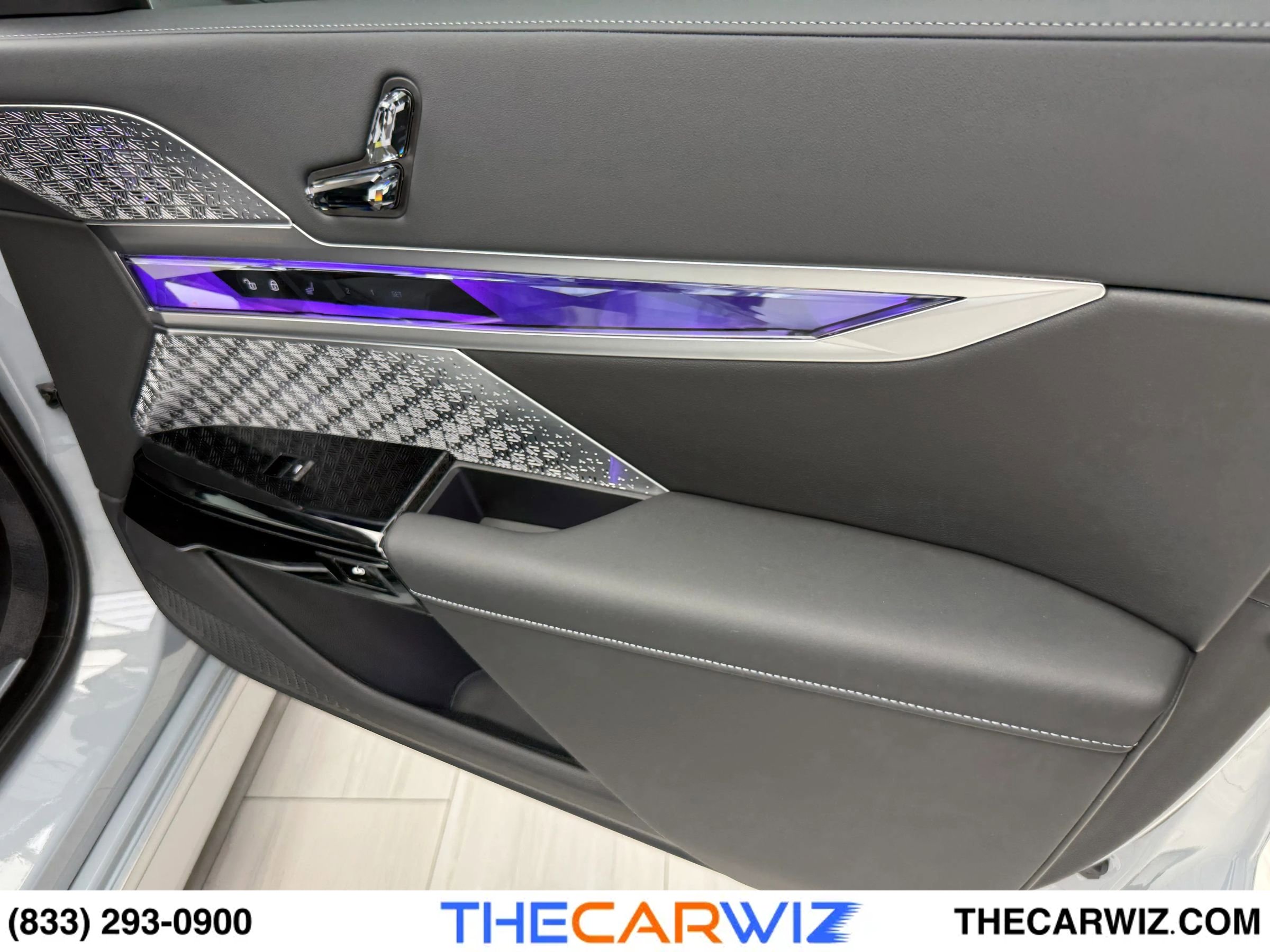 Used 2025 BMW 760i xDrive image 62