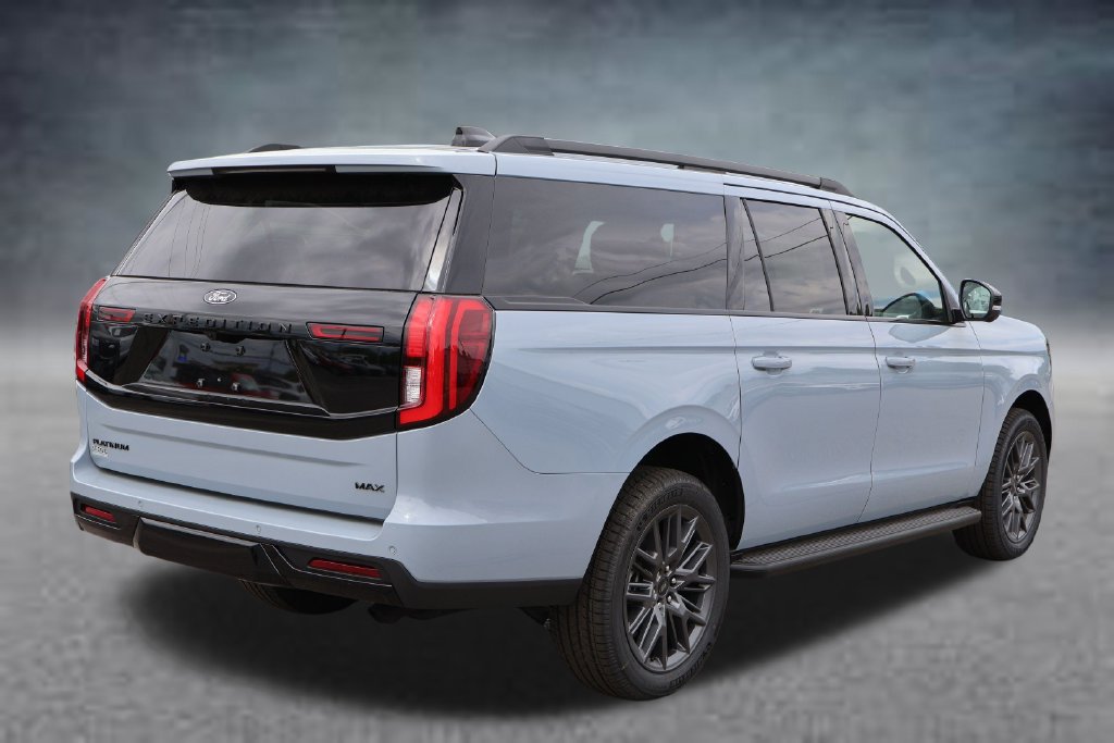 New 2026 Ford Expedition Max Platinum w/ Stealth Appearance Package AWD/4WD image 3