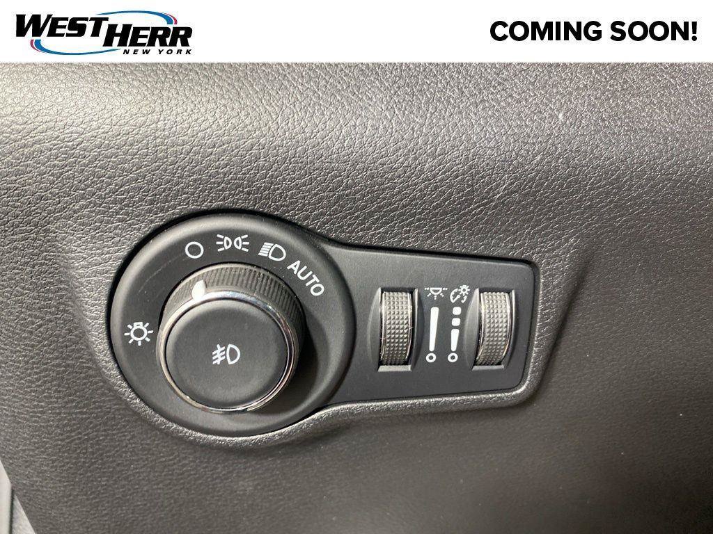 Used 2022 Jeep Compass Latitude w/ Convenience Group AWD/4WD image 12