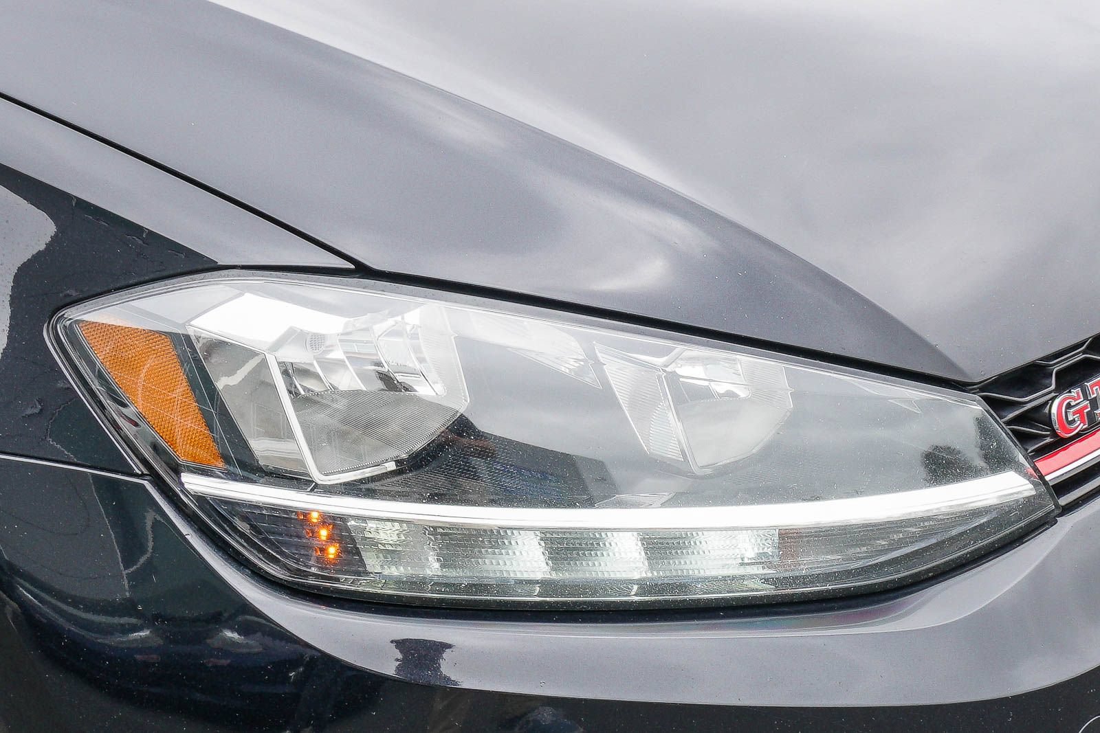 Used 2021 Volkswagen GTI S FWD image 4