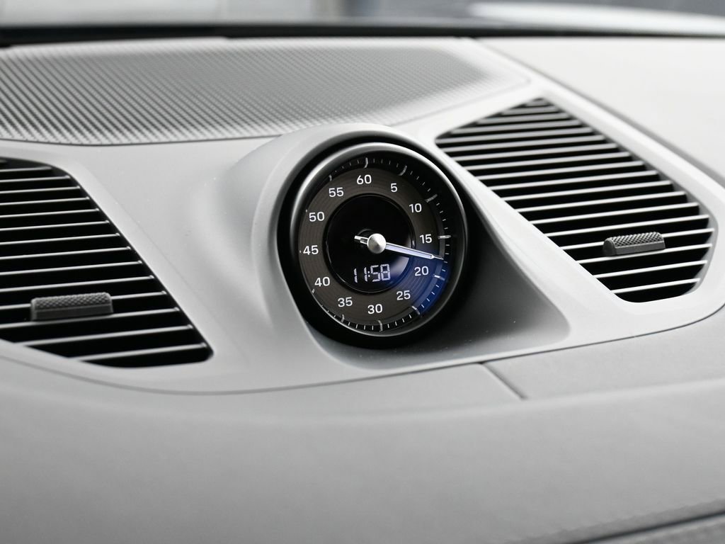 New 2026 Porsche Cayenne Turbo image 22