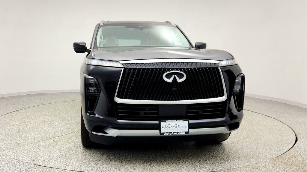Used 2025 INFINITI QX80 Sensory w/ Exterior Package image 2