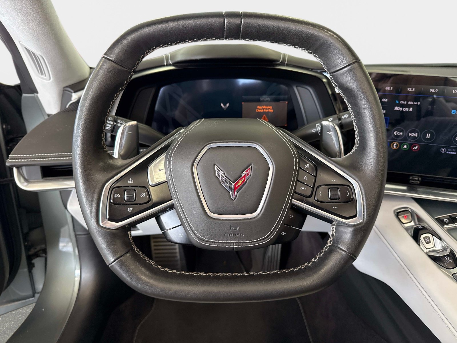 Used 2023 Chevrolet Corvette Stingray Premium Conv w/ Z51 Performance Package RWD image 20