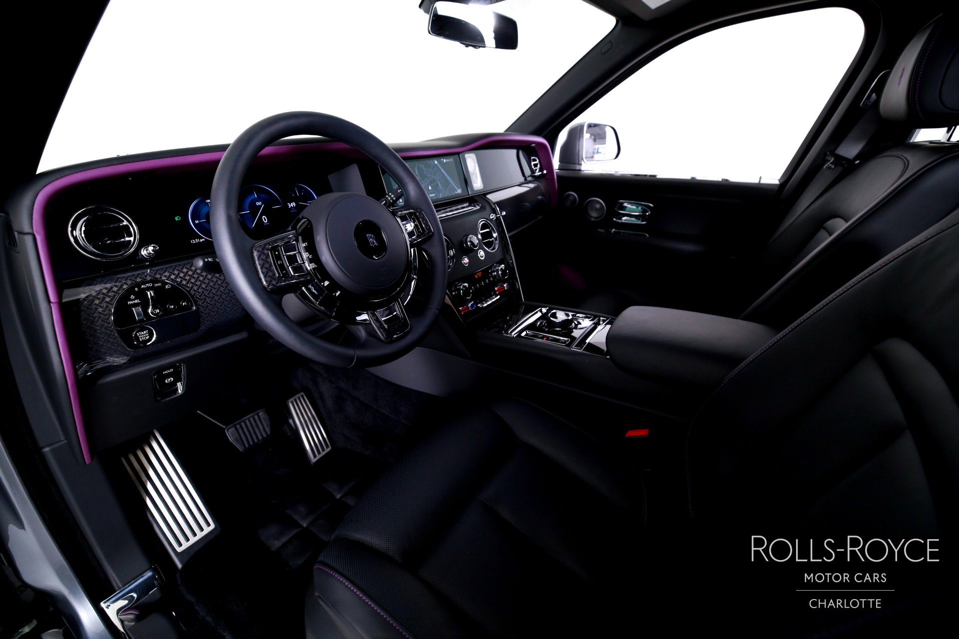 Used 2026 Rolls-Royce Cullinan Black Badge image 4