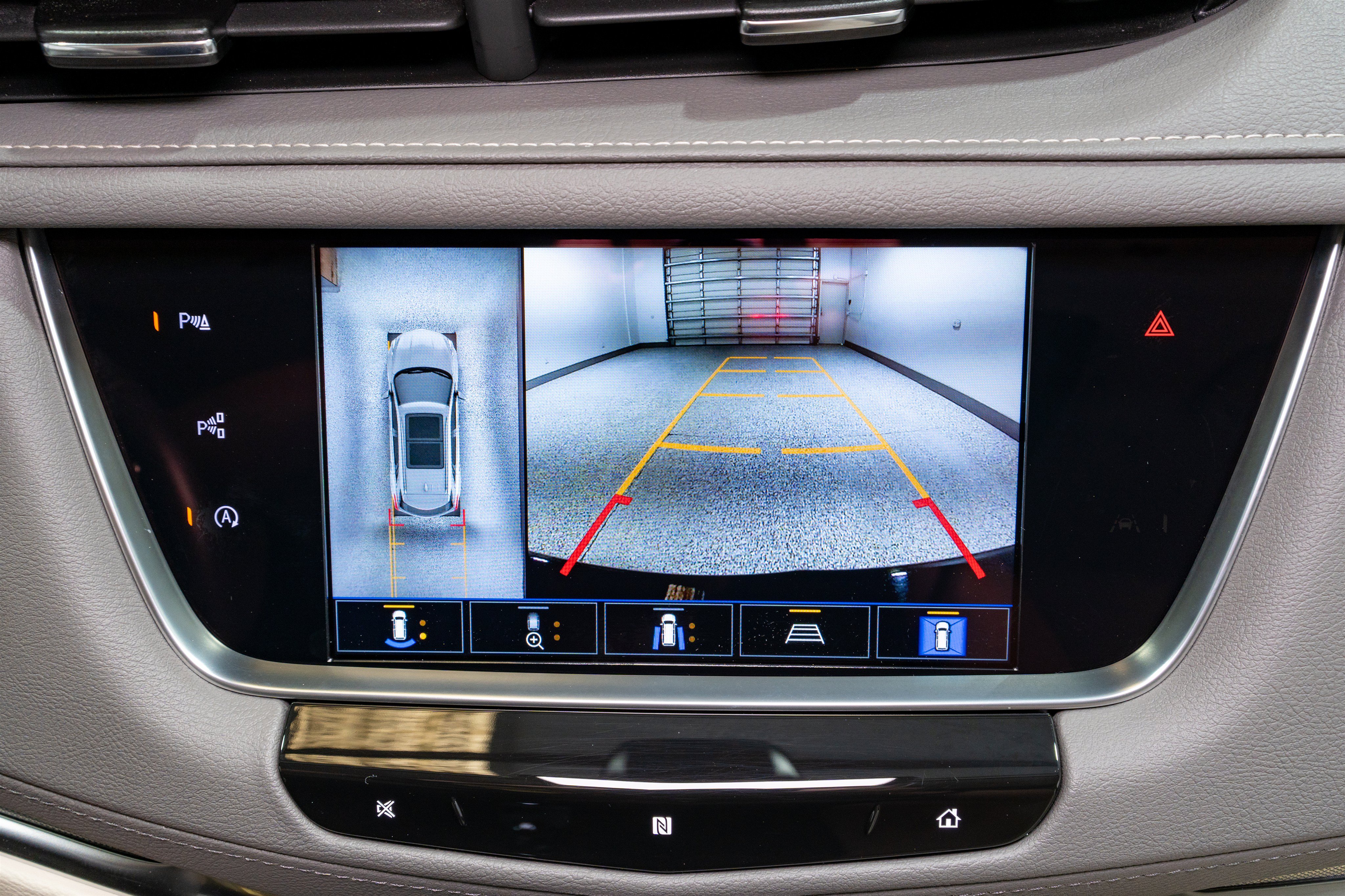 Used 2021 Cadillac XT5 Premium Luxury AWD/4WD image 22