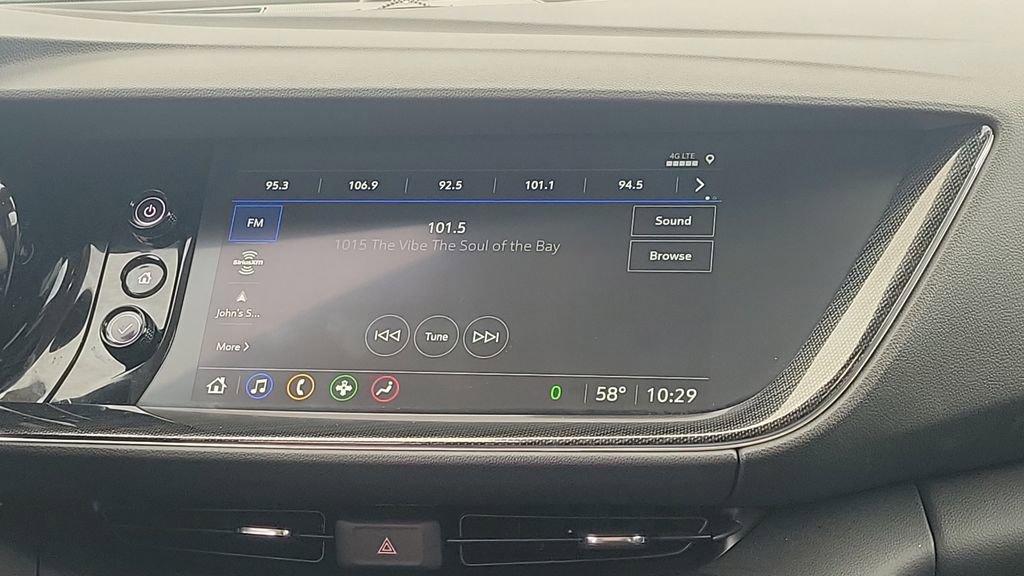 Certified 2022 Buick Envision Preferred FWD image 17