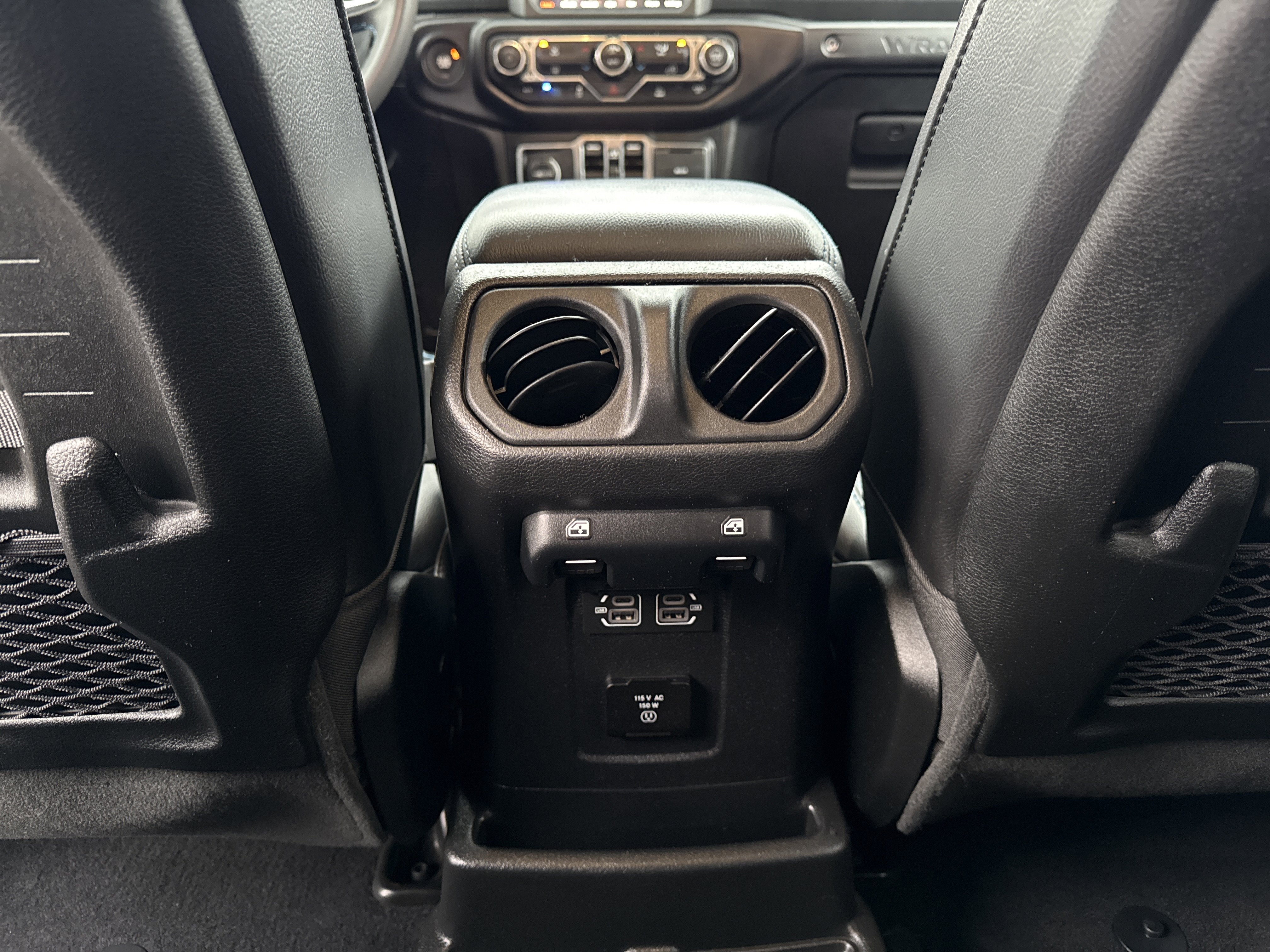 Used 2023 Jeep Wrangler Unlimited Rubicon 4xe image 32