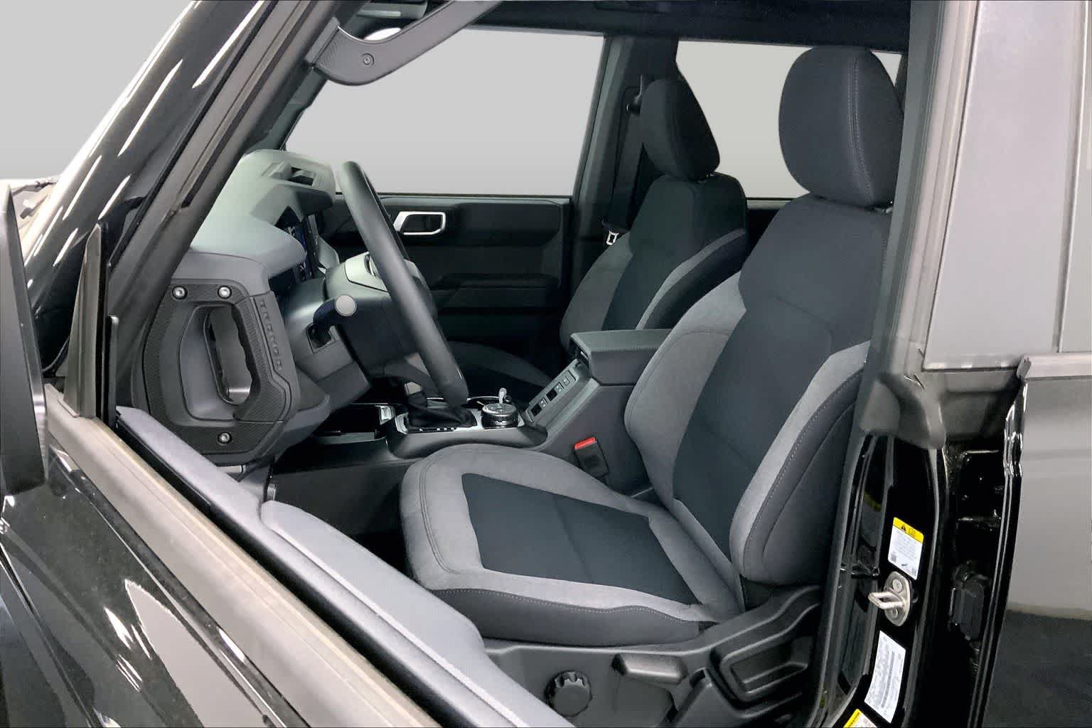 New 2026 Ford Bronco 4-Door AWD/4WD image 8