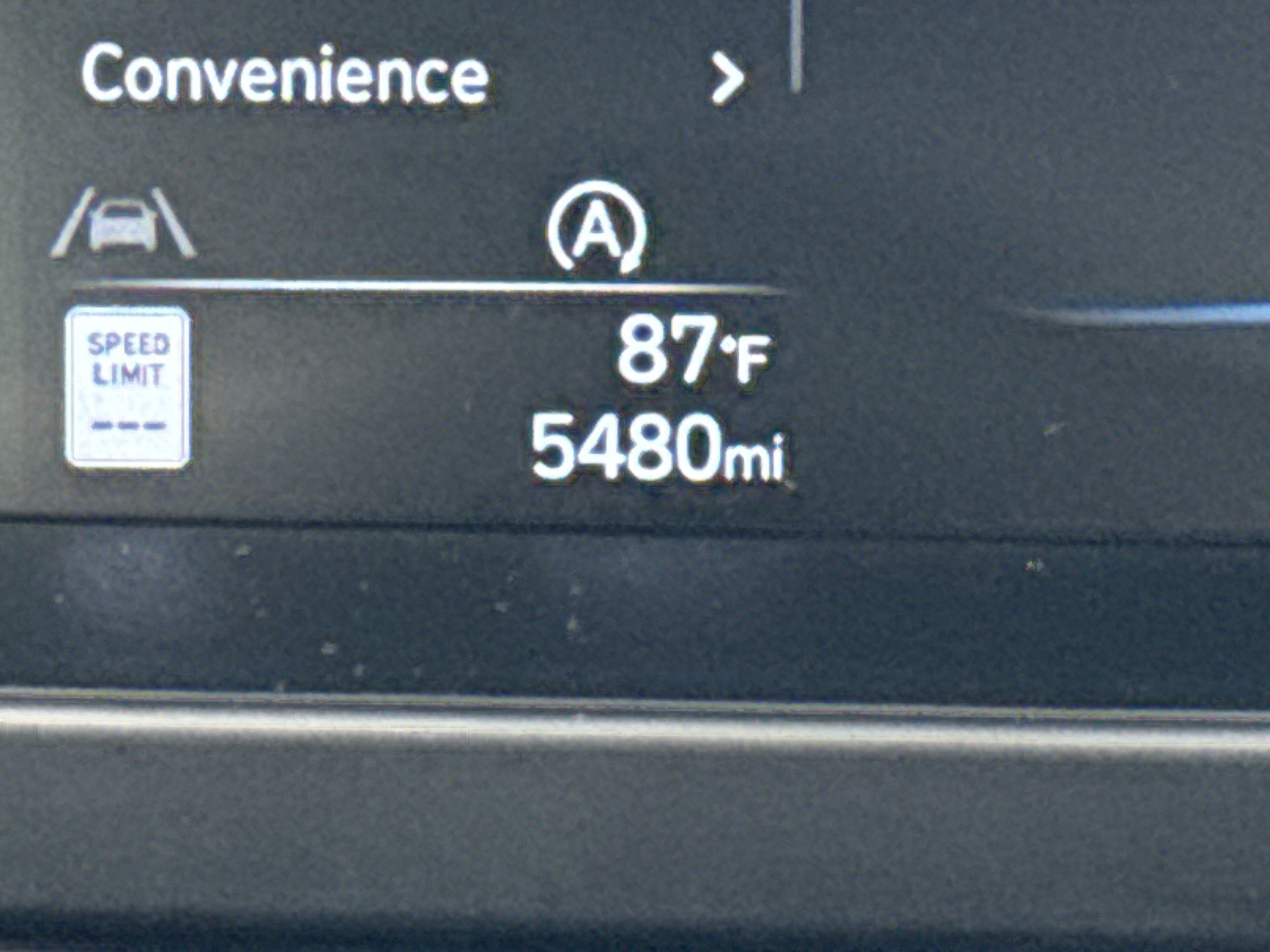 Used 2025 Hyundai Elantra SE FWD image 22