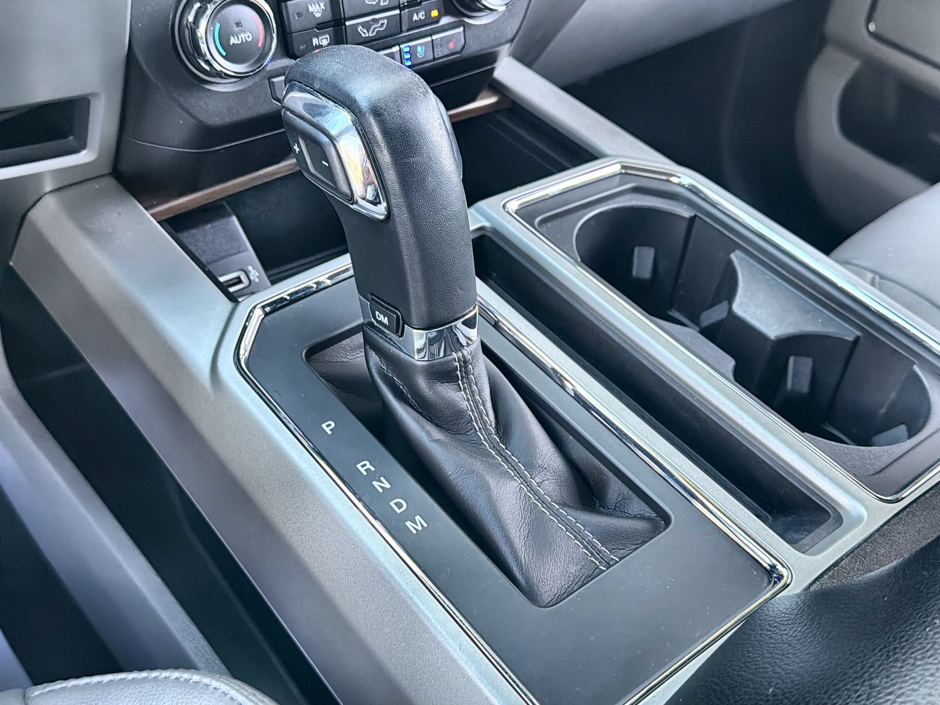 Certified 2020 Ford F150 Lariat RWD image 20
