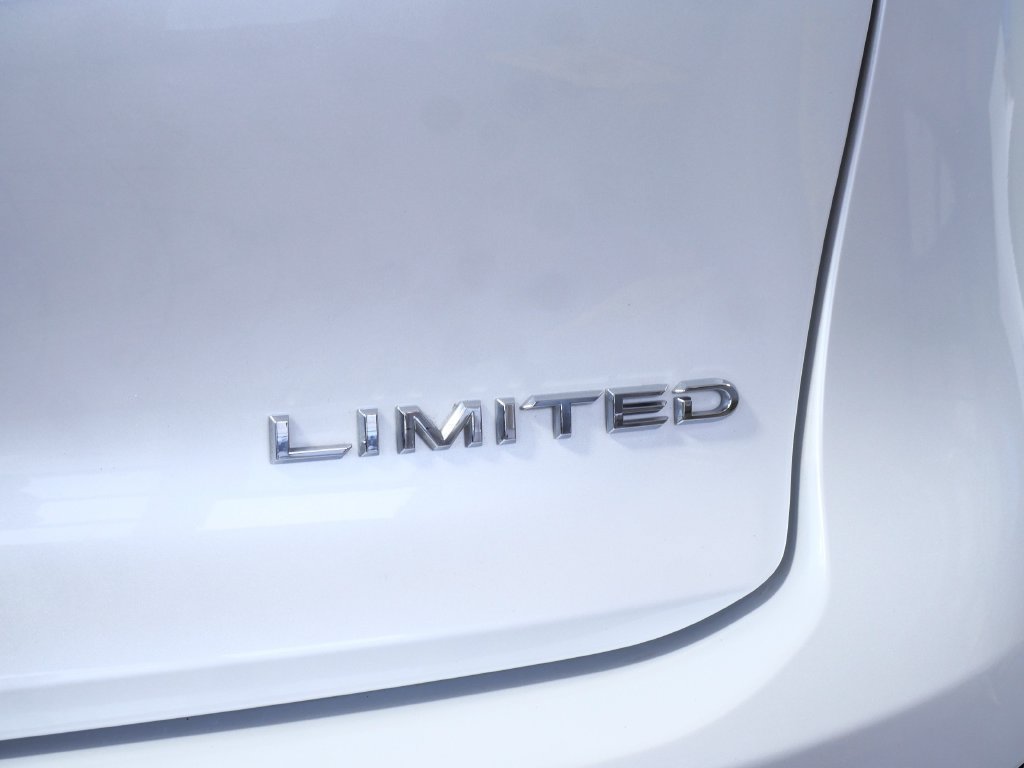 Used 2023 Toyota Crown AWD/4WD image 7