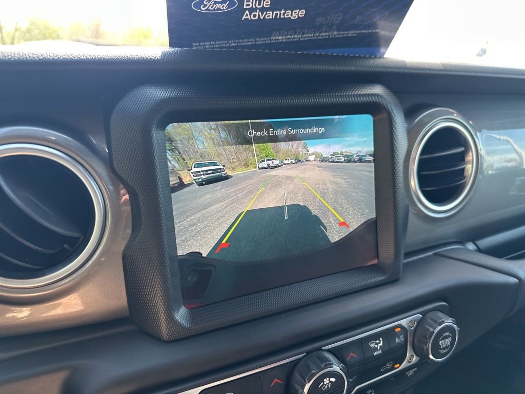 Used 2023 Jeep Gladiator Overland image 22