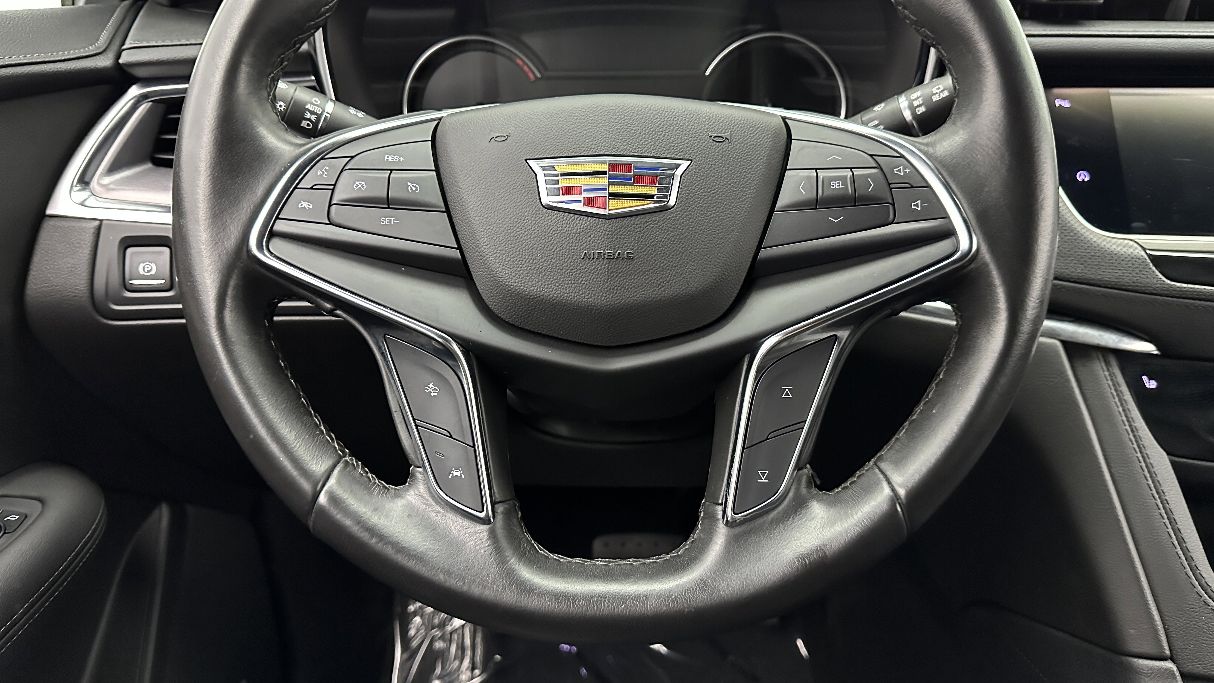 Used 2020 Cadillac XT5 Luxury image 25