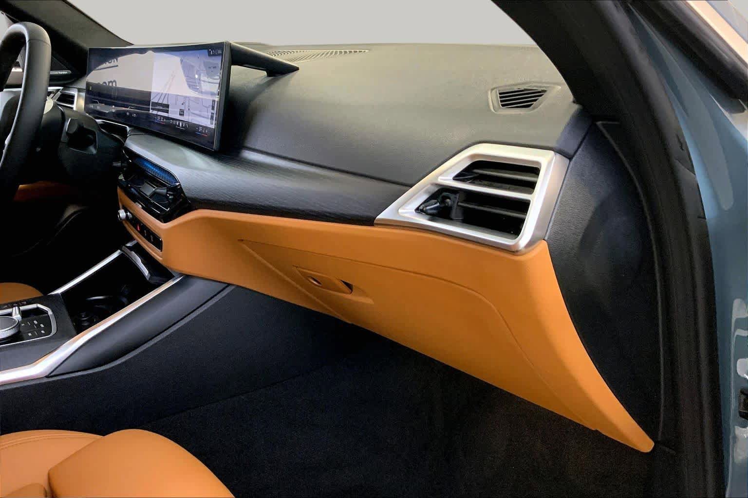 Used 2025 BMW i4 eDrive40 w/ Premium Package RWD image 18